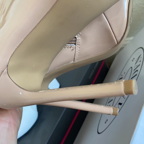 Size 5.5 Steve Madden Wagner - Picture 11 of 13